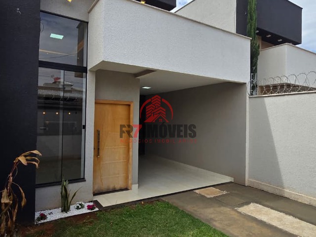 #2906 - Casa para Venda em Goiânia - GO - 1