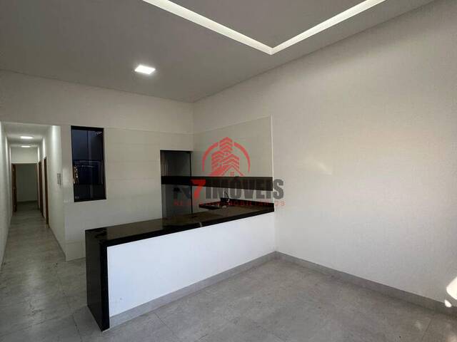 #2913 - Casa para Venda em Goiânia - GO - 2