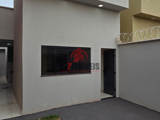 #2915 - Casa para Venda em Goiânia - GO - 1