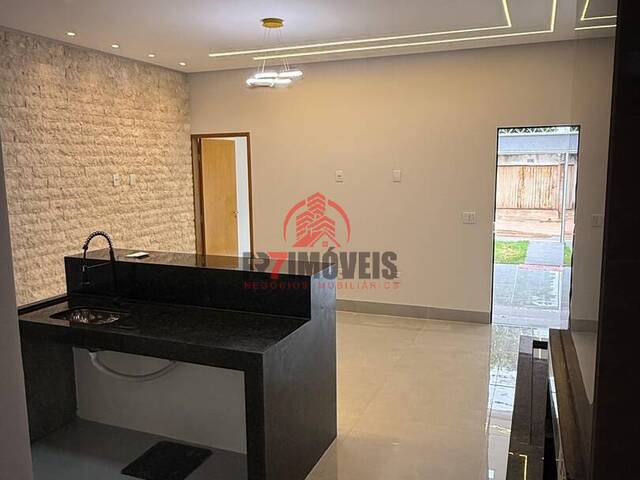 #2916 - Casa para Venda em Goiânia - GO - 3