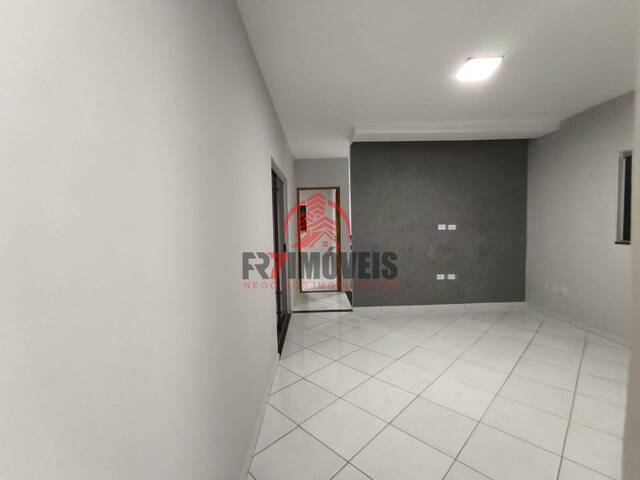 #2924 - Casa para Venda em Goiânia - GO - 3