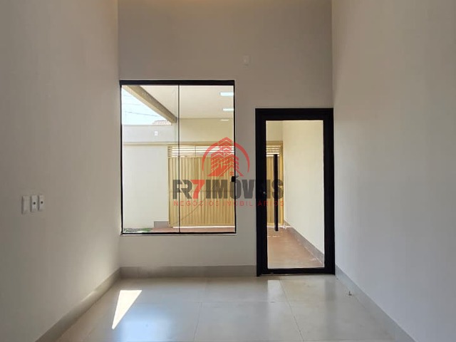 #2927 - Casa para Venda em Goiânia - GO - 3