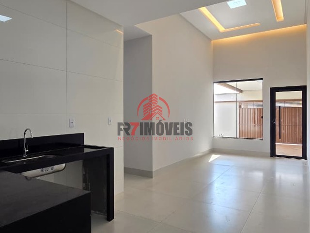 #2930 - Casa para Venda em Goiânia - GO - 2