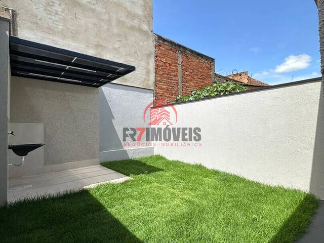 #2963 - Casa para Venda em Goiânia - GO - 2