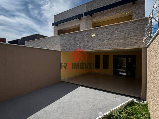 #2964 - Sobrado para Venda em Goiânia - GO - 1