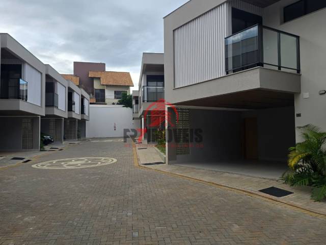 #2976 - Sobrado para Venda em Goiânia - GO - 1