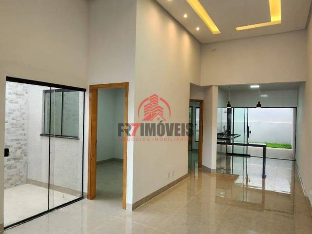 #3014 - Casa para Venda em Goiânia - GO