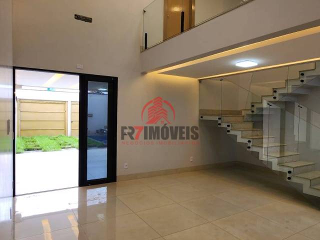 #3015 - Sobrado para Venda em Goiânia - GO - 3