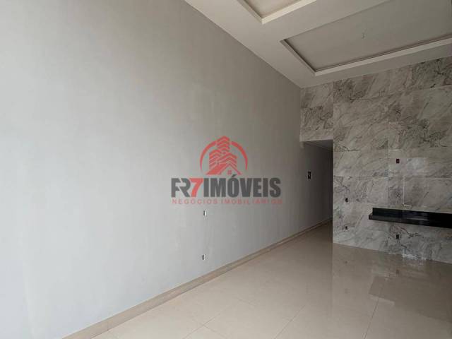 #3019 - Casa para Venda em Goiânia - GO - 3