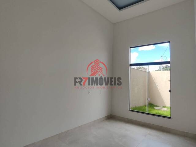 #3034 - Casa para Venda em Aparecida de Goiânia - GO - 2