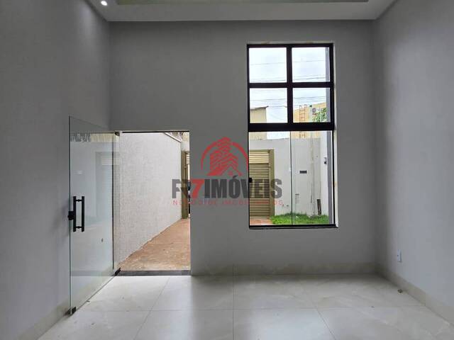 #3040 - Casa para Venda em Goiânia - GO - 3