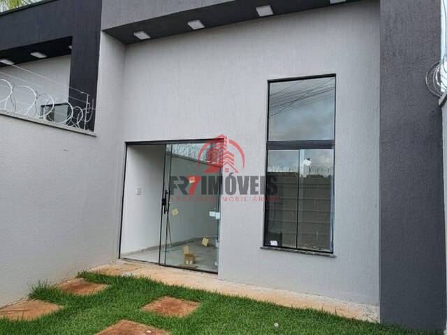 #3041 - Casa para Venda em Goiânia - GO