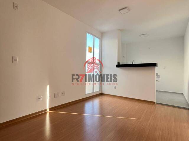 #3013 - Apartamento para Venda em Goiânia - GO