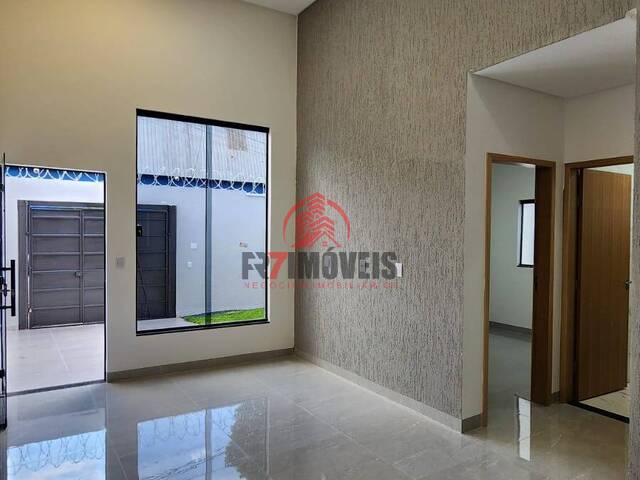 #3081 - Casa para Venda em Goiânia - GO