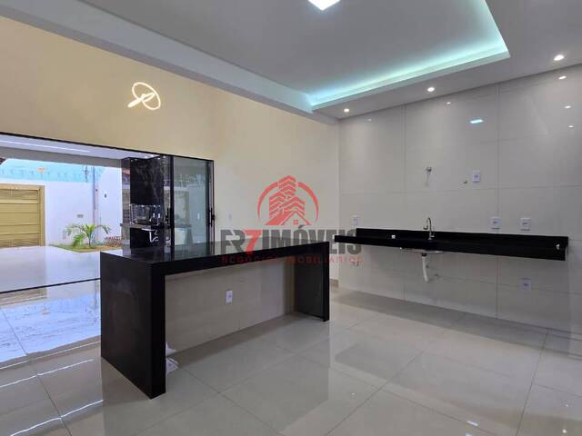 Casa para Venda em Goiânia - 4