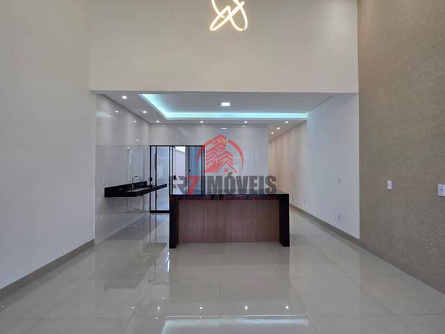 #3089 - Casa para Venda em Goiânia - GO - 3