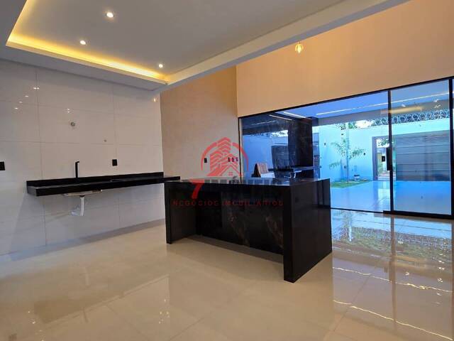 #3090 - Casa para Venda em Goiânia - GO