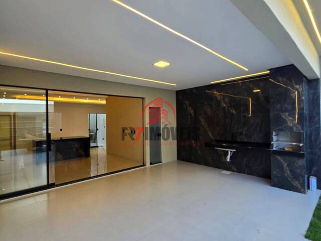 #3091 - Casa para Venda em Goiânia - GO