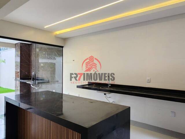 Casa para Venda em Goiânia - 5