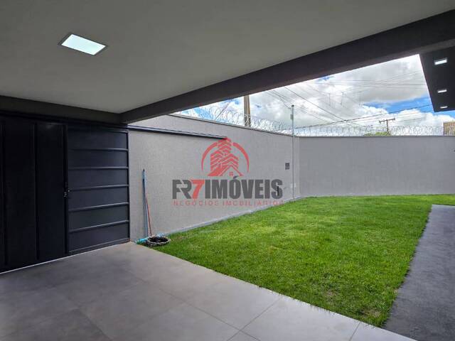 #3106 - Casa para Venda em Goiânia - GO - 3