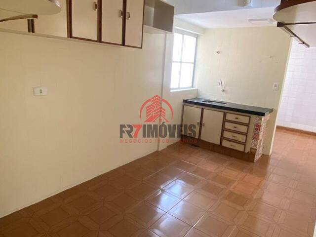 Apartamento para Venda em Goiânia - 3