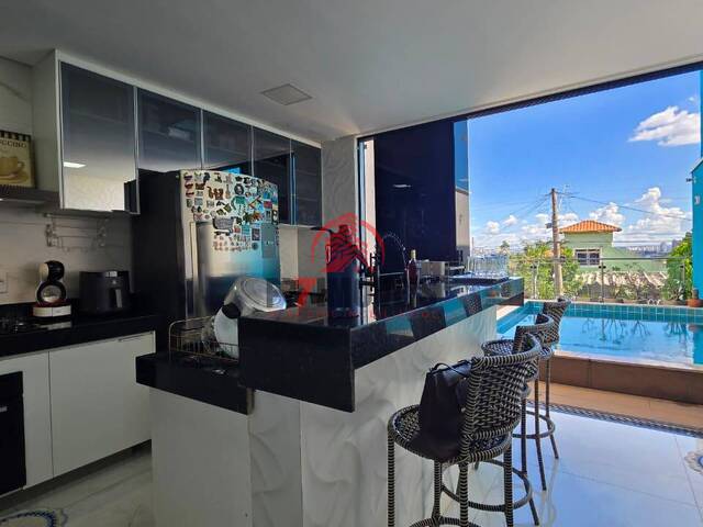 #3130 - Sobrado para Venda em Goiânia - GO