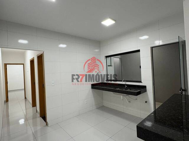 Casa para Venda em Goiânia - 4