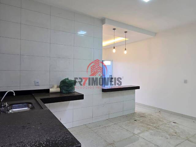 Casa para Venda em Goiânia - 5