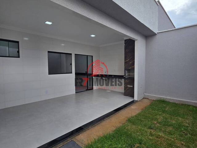 #2777 - Casa para Venda em Goiânia - GO - 3
